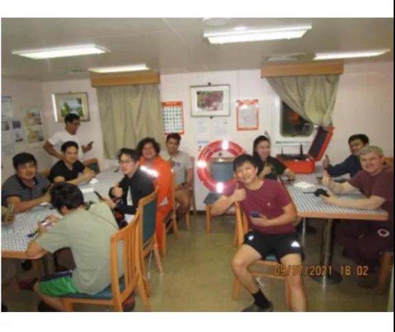 船員錨地堵瘋, 港口wifi救火！小盒子掛船外, 船員上網(wǎng)嗖嗖嗖！...這個港口, 免費wifi會持續(xù)三年