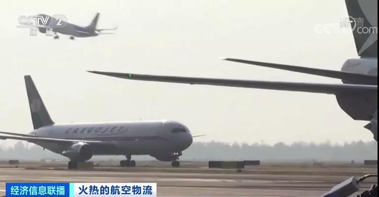 央視：預計運費持續(xù)上漲到年底！一艙難求！市場空前火爆！