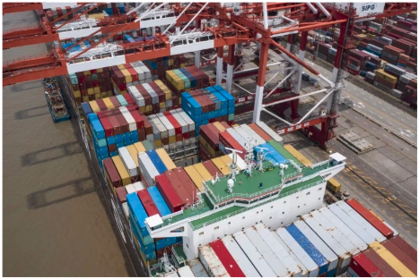DP World：全球集裝箱缺口達12%, 隨時會崩塌！