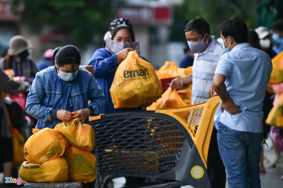 警惕！越南封城隔離，馬來(lái)西亞將封國(guó)，泰國(guó)第3波疫情兇猛，英國(guó)解封計(jì)劃放緩
