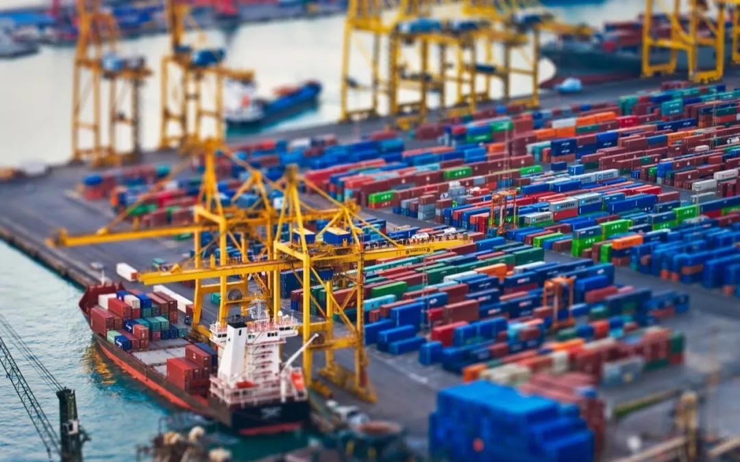 又來(lái)了一波新船訂單，236000TEU！