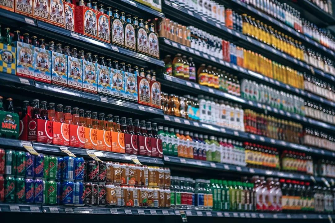 美元下跌，食品、家居用品、原材料等都在大漲價！美國通脹將大幅上漲
