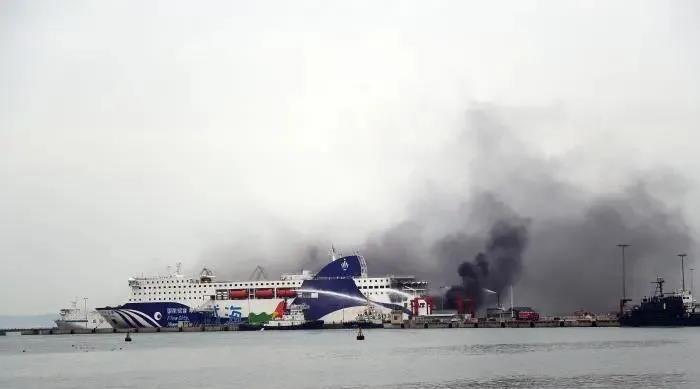 “中華富強”號突發(fā)爆燃事故：暫無傷亡，原因初步查明