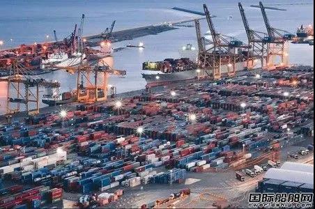 400艘船排隊！這種船遭遇問世65年以來最大危機！