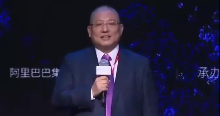 阿里大動(dòng)作！盒馬重回神壇，只因豎了個(gè)拇指？