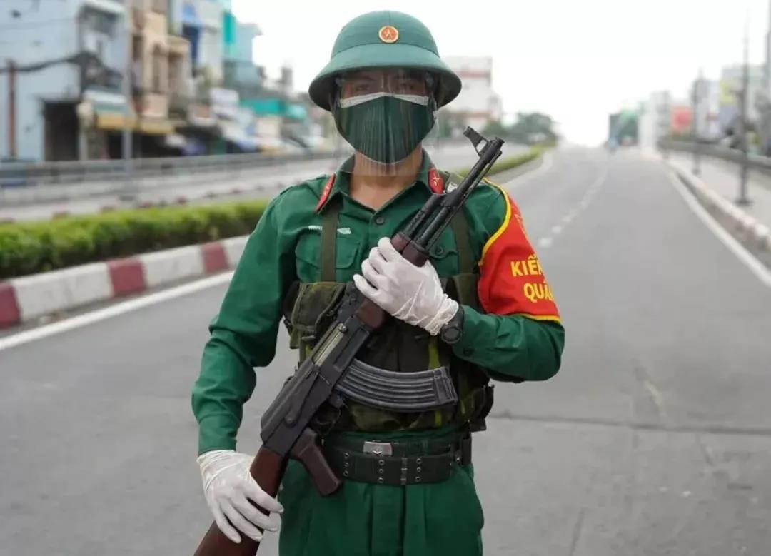 越南制造“告急”！軍隊封城，殃及耐克等80家美企，超7萬家企業(yè)倒閉