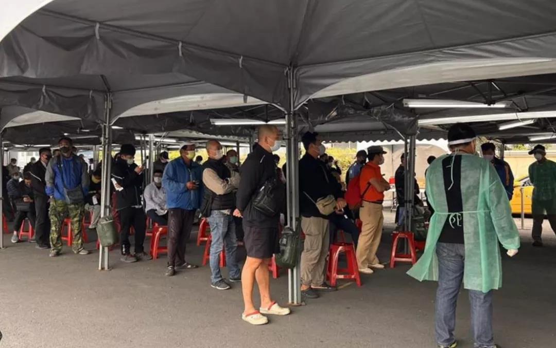 港口一引航員確診，曾接觸40艘船舶！逃避5次核酸篩查，將面臨高額罰款
