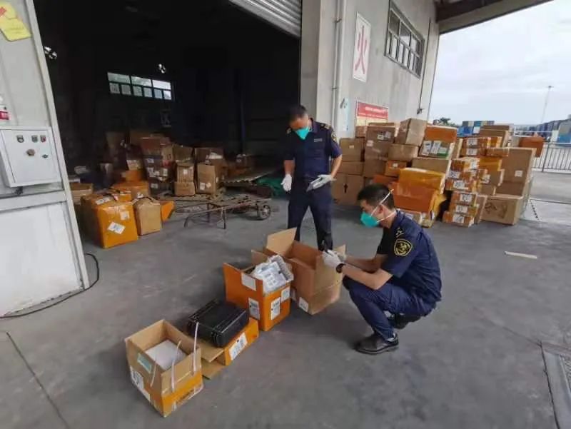 安全出運！多地海關(guān)查獲危險貨物瞞報夾藏事例，涉事企業(yè)或受重罰