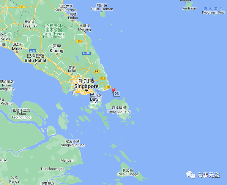 海盜手持AK47+大刀，搶劫了一艘件雜貨船