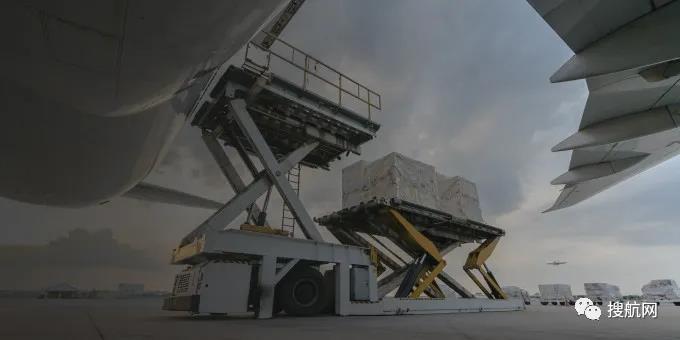 航運巨頭達(dá)飛購入貨機進軍航空貨運市場，下月初將在歐美貿(mào)易航線首飛