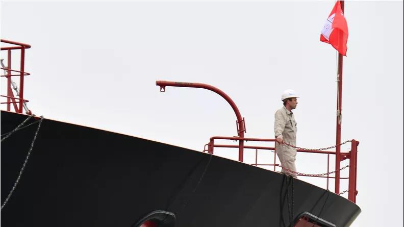 77%的受訪航運公司已經(jīng)或準備采用包機的方式來進行船員換班
