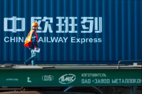 疫情致邊境延誤加劇，中歐班列、卡班運價飆升！