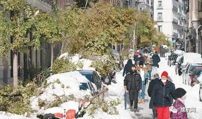 注意！渤海海冰厚達1米港口封航24小時；暴風雪橫掃西班牙交通癱瘓！