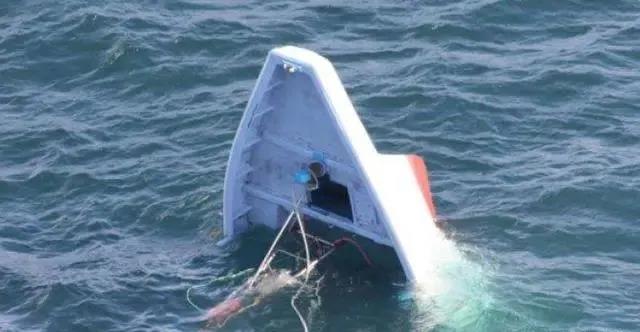 日本海釣船撞上大貨輪，當場致12人死傷