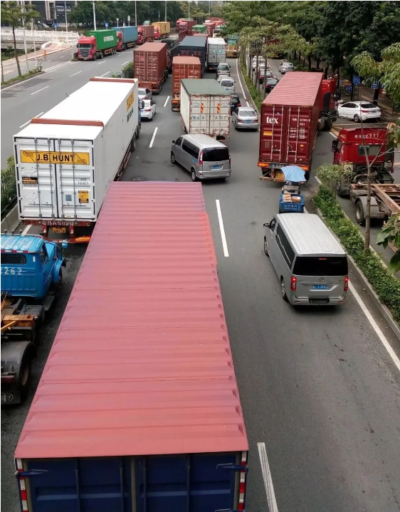 中秋國慶雙節(jié)將至，外貿(mào)貨代迎來一波缺柜缺拖車和碼頭爆堵！
